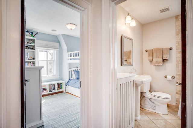 4945 Bryant Avenue S, Minneapolis, MN 55419