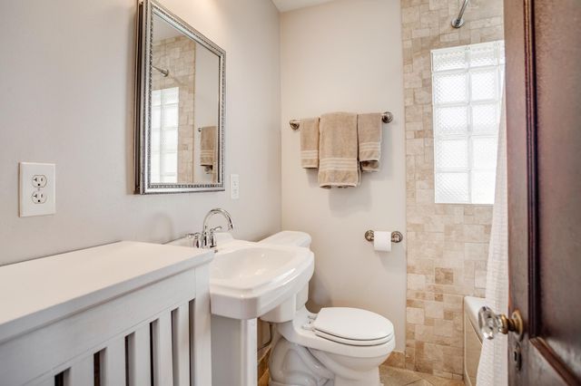 4945 Bryant Avenue S, Minneapolis, MN 55419