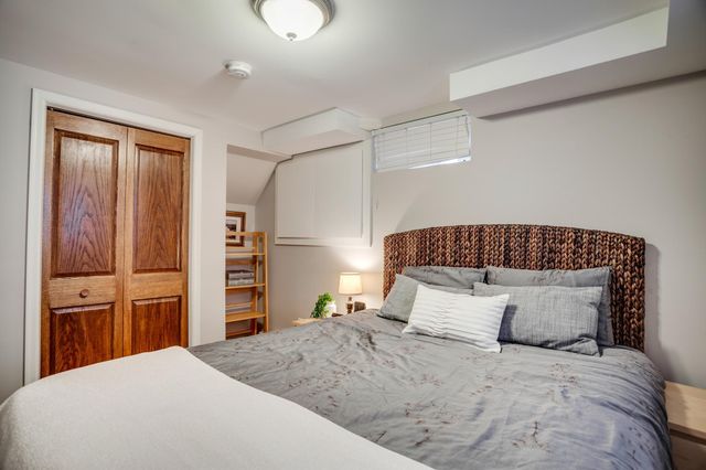 4945 Bryant Avenue S, Minneapolis, MN 55419