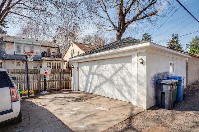 4945 Bryant Avenue S, Minneapolis, MN 55419