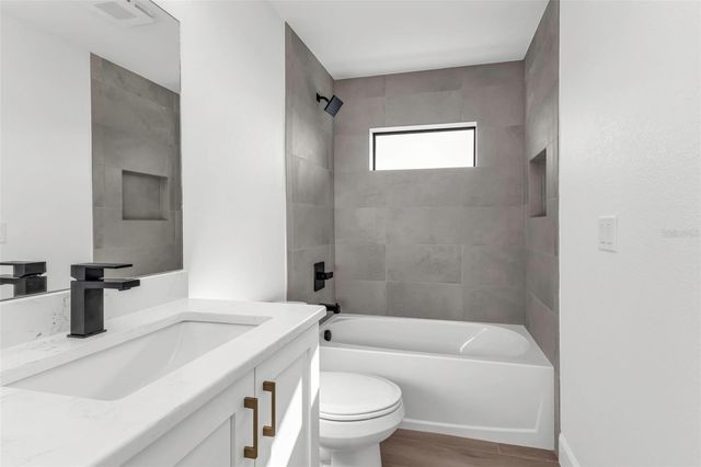 18514 ASHCROFT CIRCLE, Port Charlotte, FL 33948