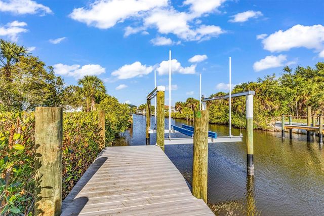 18514 ASHCROFT CIRCLE, Port Charlotte, FL 33948