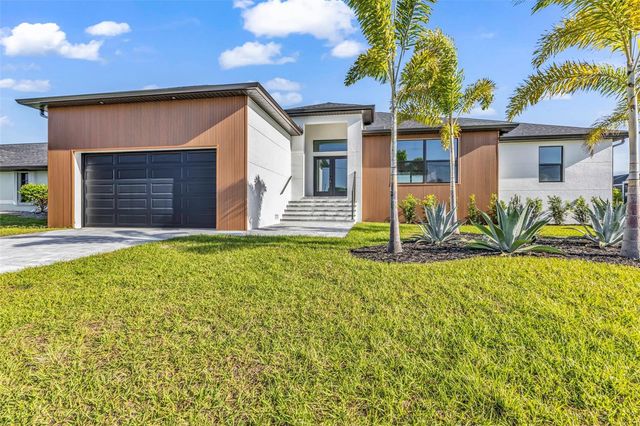 18514 ASHCROFT CIRCLE, Port Charlotte, FL 33948