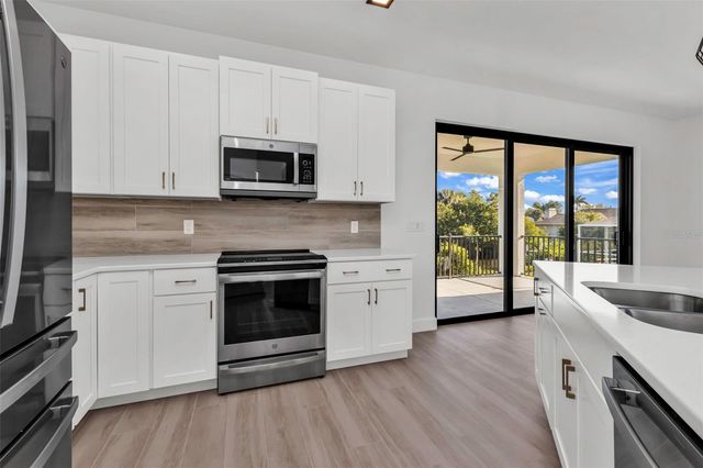 18514 ASHCROFT CIRCLE, Port Charlotte, FL 33948