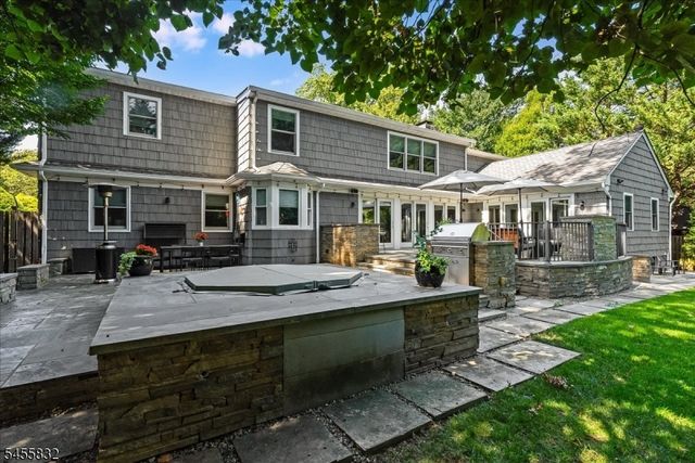 421 Ridgewood Ave, Glen Ridge Boro Twp., NJ 07028
