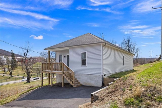 138 GARBER ST, Staunton, VA 24401