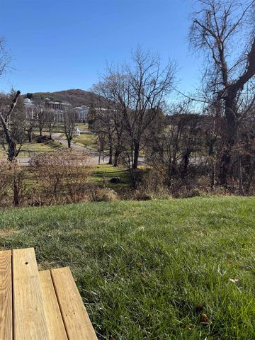 138 GARBER ST, Staunton, VA 24401