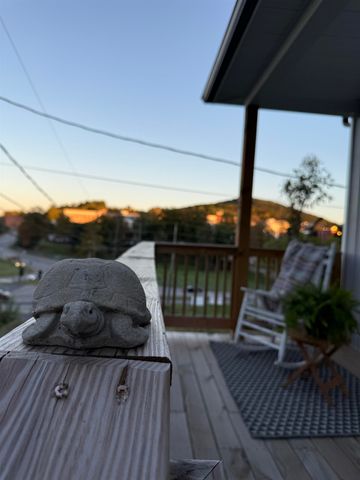 138 GARBER ST, Staunton, VA 24401