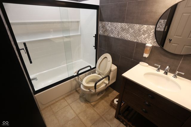 6277 Mercyside Court, Indianapolis, IN 46236