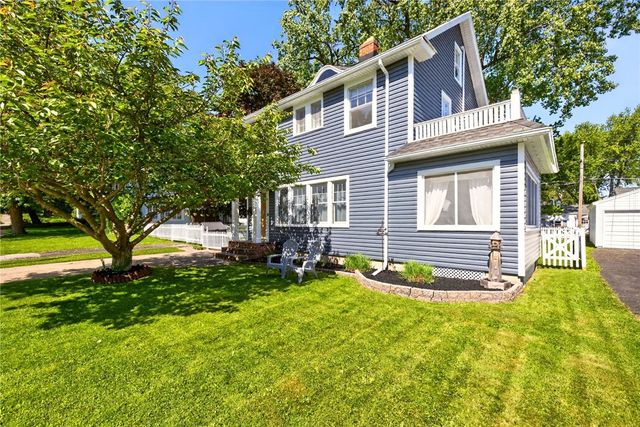 45 Lake Terrace, Irondequoit, NY 14617