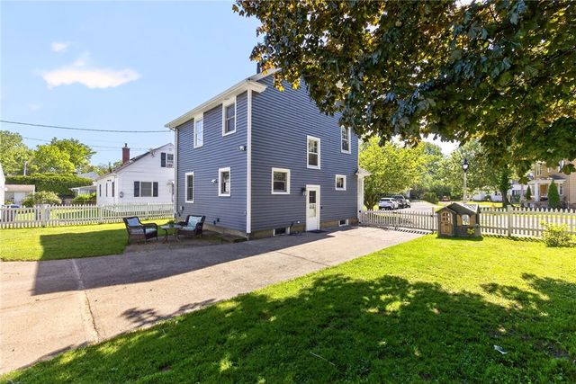 45 Lake Terrace, Irondequoit, NY 14617