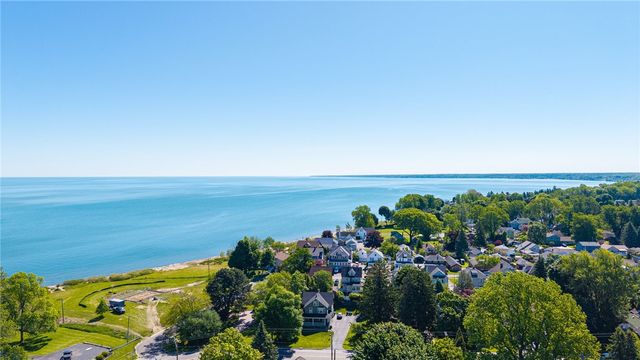 45 Lake Terrace, Irondequoit, NY 14617