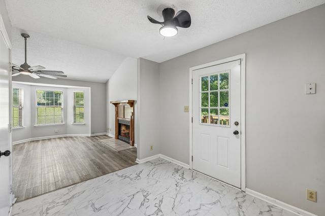 2649 Dotsonville Rd, Clarksville, TN 37042