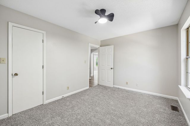 2649 Dotsonville Rd, Clarksville, TN 37042