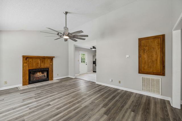 2649 Dotsonville Rd, Clarksville, TN 37042