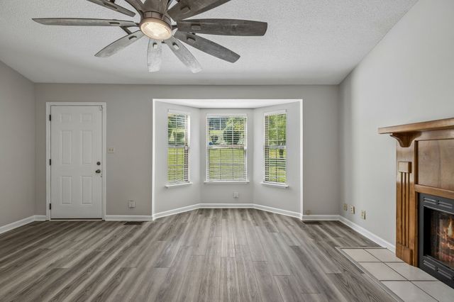 2649 Dotsonville Rd, Clarksville, TN 37042