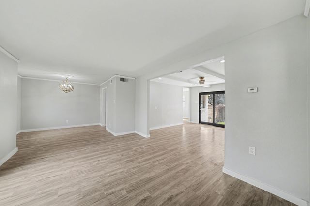 1120 Misty Glen Lane, Dallas, TX 75232