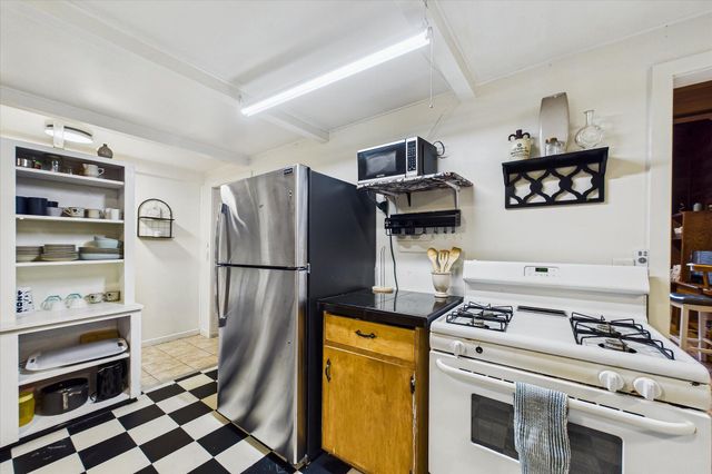 243 Forest Drive, Redway, CA 95560