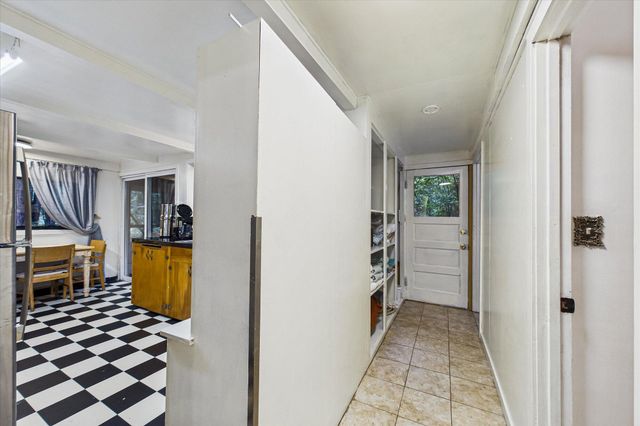 243 Forest Drive, Redway, CA 95560