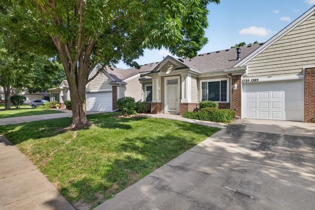 7725 Wistful Vista Drive 1203, West Des Moines, IA 50266