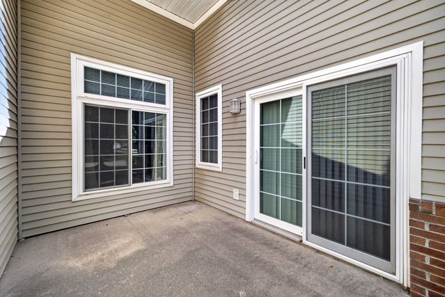 7725 Wistful Vista Drive 1203, West Des Moines, IA 50266