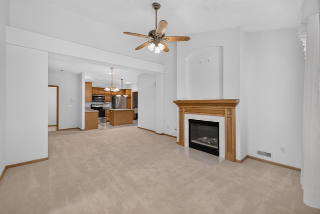 7725 Wistful Vista Drive 1203, West Des Moines, IA 50266