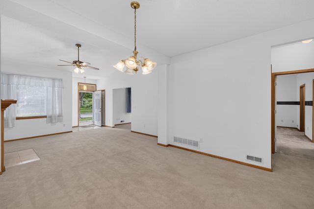 7725 Wistful Vista Drive 1203, West Des Moines, IA 50266