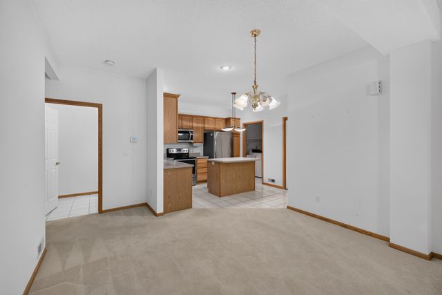 7725 Wistful Vista Drive 1203, West Des Moines, IA 50266