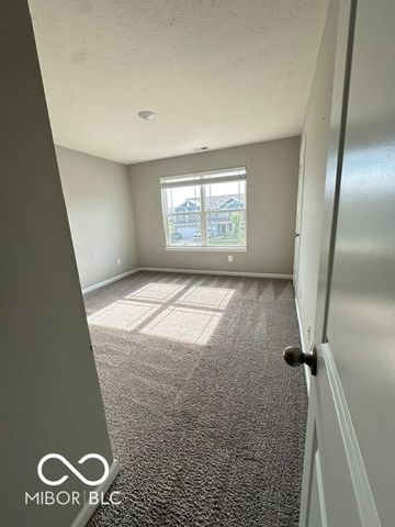 110 Thorpe Drive, Whiteland, IN 46184