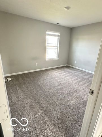 110 Thorpe Drive, Whiteland, IN 46184