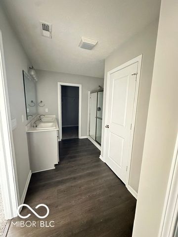 110 Thorpe Drive, Whiteland, IN 46184