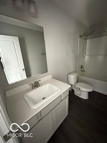 110 Thorpe Drive, Whiteland, IN 46184