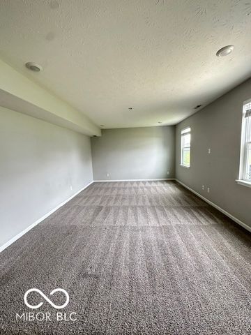 110 Thorpe Drive, Whiteland, IN 46184