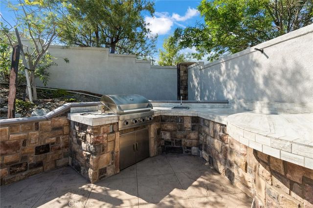 13558 Applegate Court, Rancho Cucamonga, CA 91739