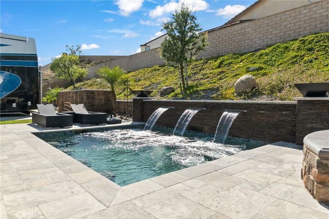 13558 Applegate Court, Rancho Cucamonga, CA 91739