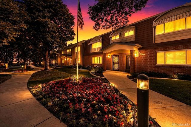 9295 E Center Avenue, Denver, CO 80247