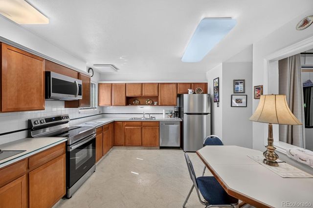 9295 E Center Avenue, Denver, CO 80247