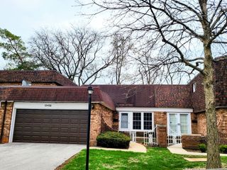 17W755 Lowell Lane, Villa Park, IL 60181