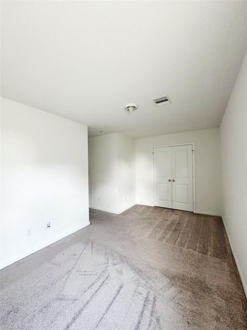 245 Water Oak, Livingston, TX 77351