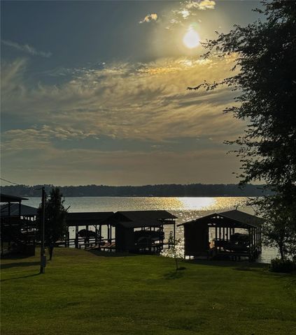 245 Water Oak, Livingston, TX 77351