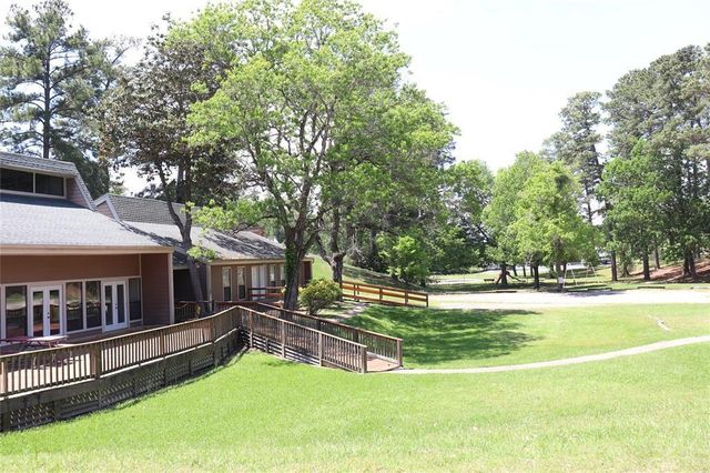 245 Water Oak, Livingston, TX 77351