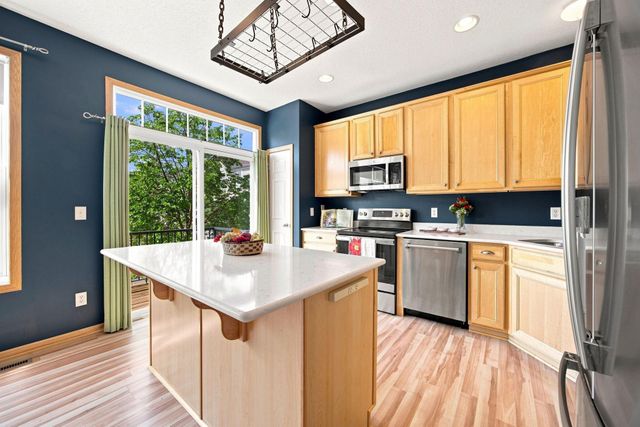 560 Huset Parkway NE, Columbia Heights, MN 55421
