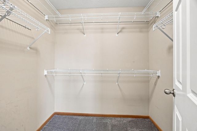 560 Huset Parkway NE, Columbia Heights, MN 55421
