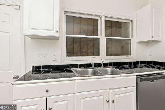 56 Vanira Avenue SE, Atlanta, GA 30315