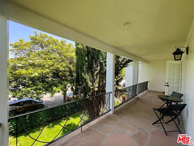 1212 10th Street 17, Santa Monica, CA 90401