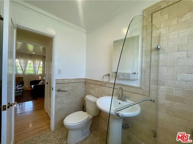 1212 10th Street 17, Santa Monica, CA 90401