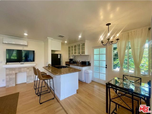 1212 10th Street 17, Santa Monica, CA 90401