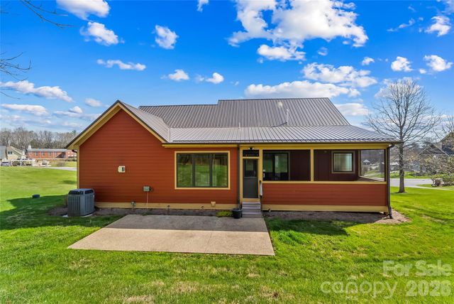 15 Carl Roberts Road, Alexander, NC 28701