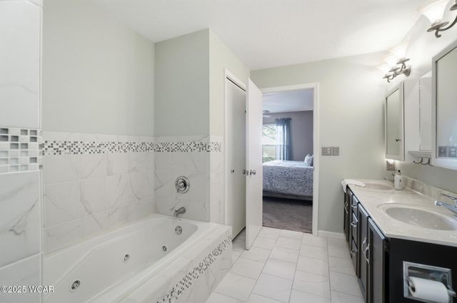 3650 Redbud Lane, Lima, OH 45806