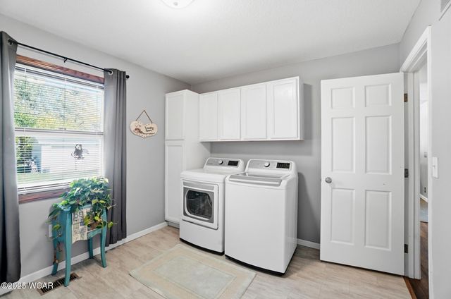 3650 Redbud Lane, Lima, OH 45806